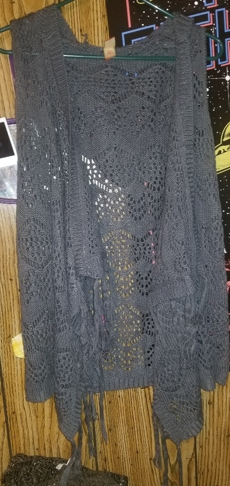 Gray Knit Sleeveless Cardigan